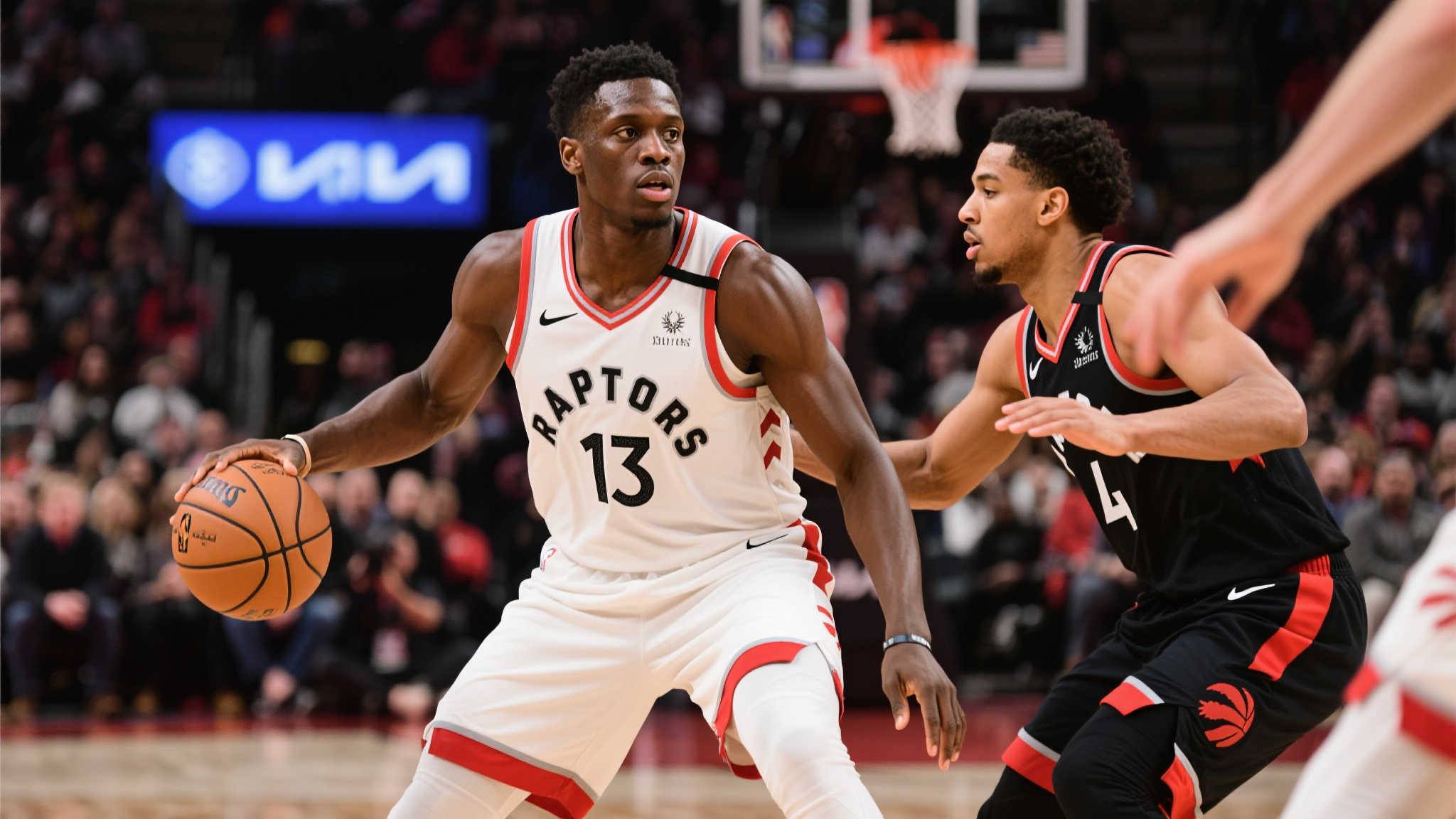 西亚卡姆表现平稳,贡献16分并呈现全面数据 在一场备受瞩目的比赛中,西亚卡姆的表现引发了广泛关